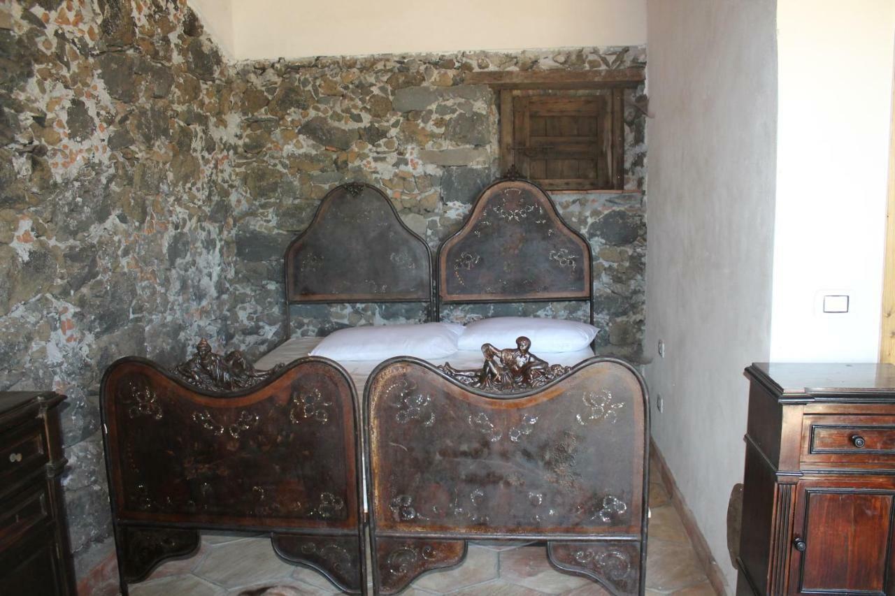 Agriturismo La Caraffara Sull' Etna Puntalazzo Extérieur photo