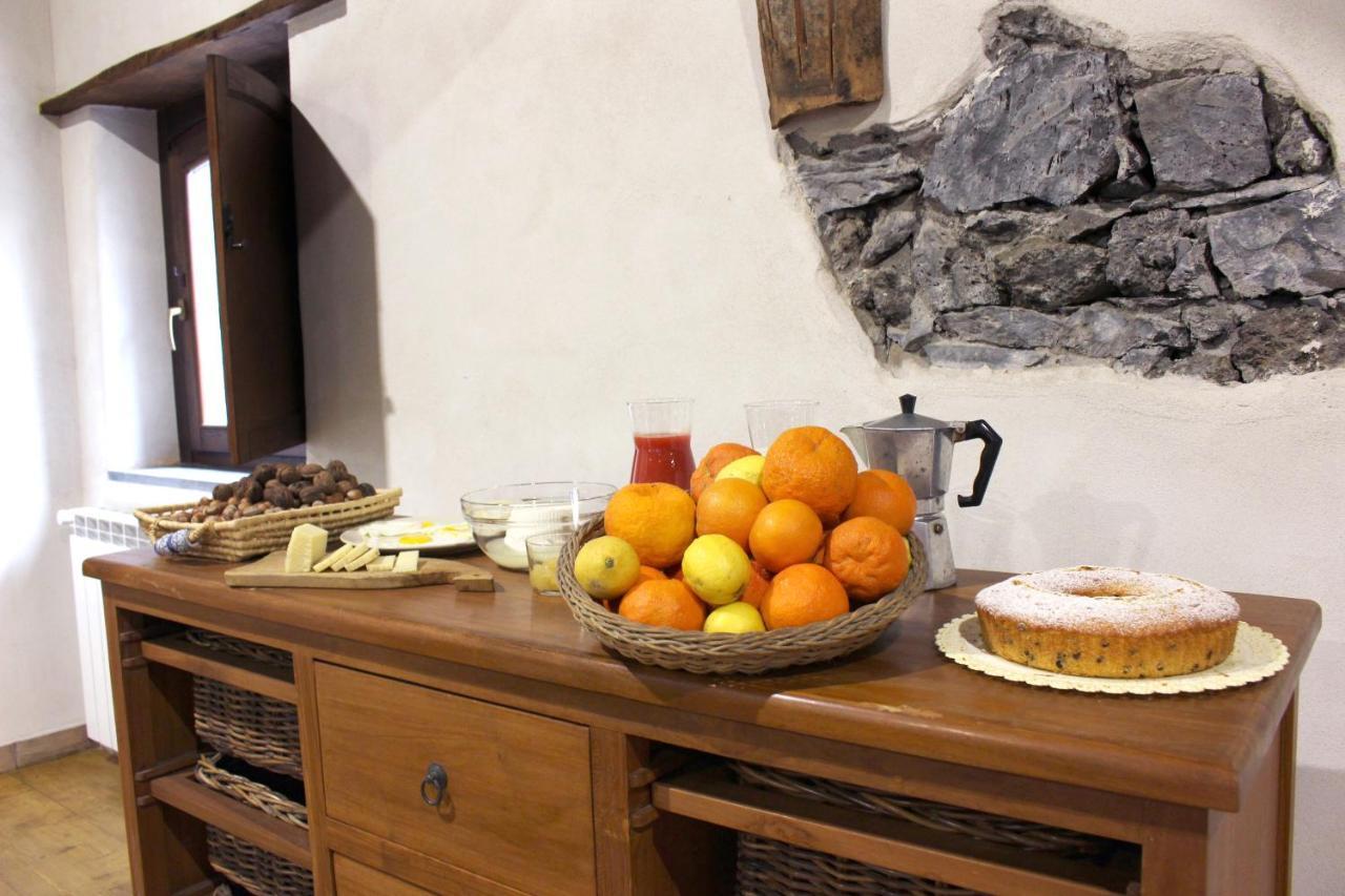 Agriturismo La Caraffara Sull' Etna Puntalazzo Extérieur photo